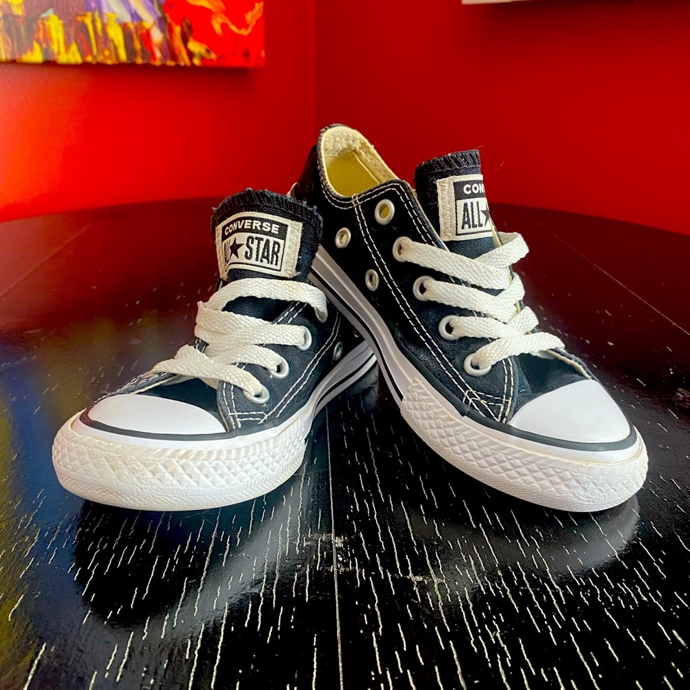 Like New Kids 11 Low Top Black Converse All Star